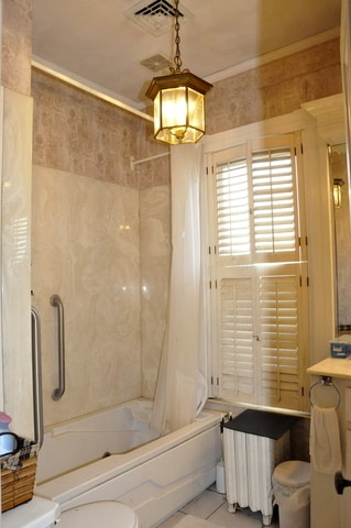 More Photos Of 208 N Park St, Streator Storefront Retail Residential For Sale