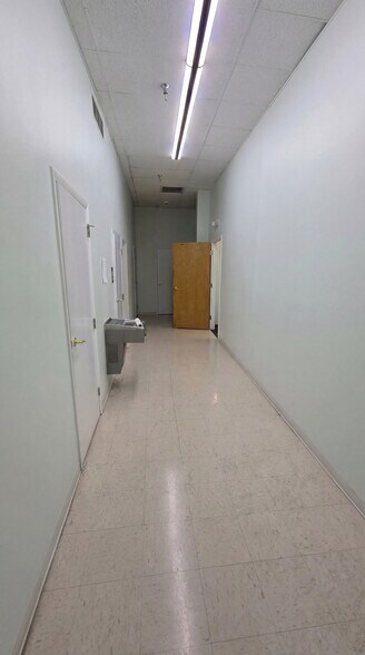 More Photos Of 1028 Gallatin Pike S, Madison Freestanding For Lease