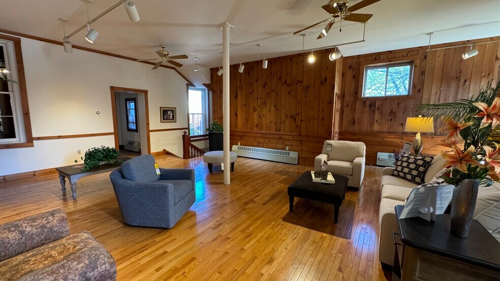 More Photos Of 223 Northampton St, Easton Apartments For Sale
