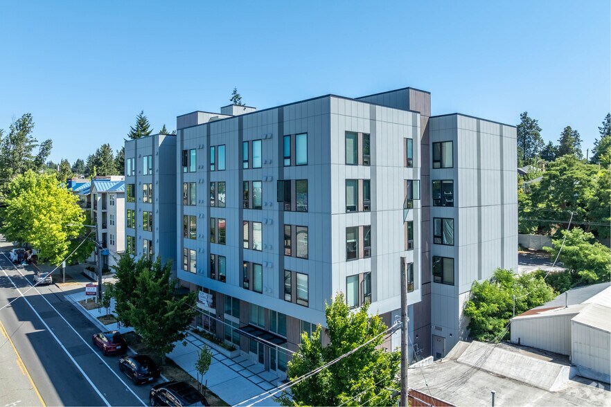 Primary Photo Of 9736 Greenwood Ave N, Seattle Apartments For Sale