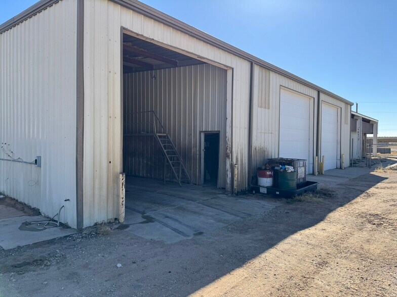 More Photos Of 498 US Hwy 180, Seminole Industrial For Sale