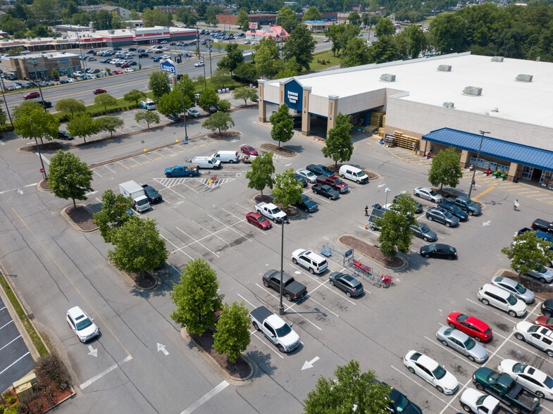 More Photos Of 5520 Nolensville Pike, Nashville Unknown For Lease