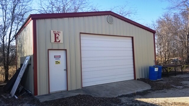 More Photos Of 1750 US-77, Davis Manufacturing For Lease