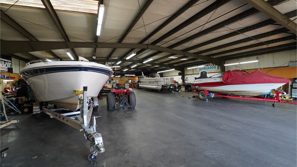 More Photos Of 477 Lytton St, Troutman Manufacturing For Sale