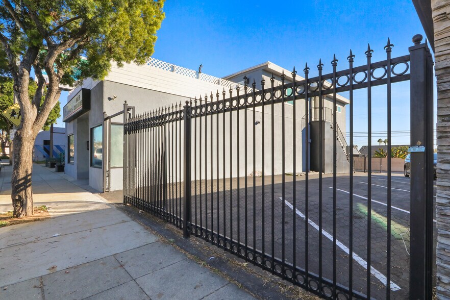 More Photos Of 2517 W Beverly Blvd, Montebello Storefront Retail Residential For Sale