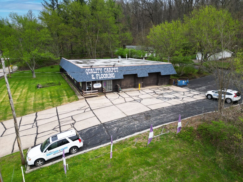 More Photos Of 1755 Akron Peninsula Rd, Akron Freestanding For Sale