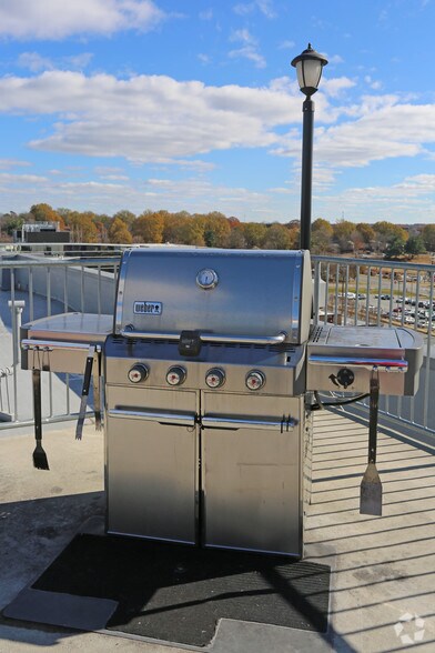 More Photos Of 575 E 4th St, Winston-Salem Apartments For Lease