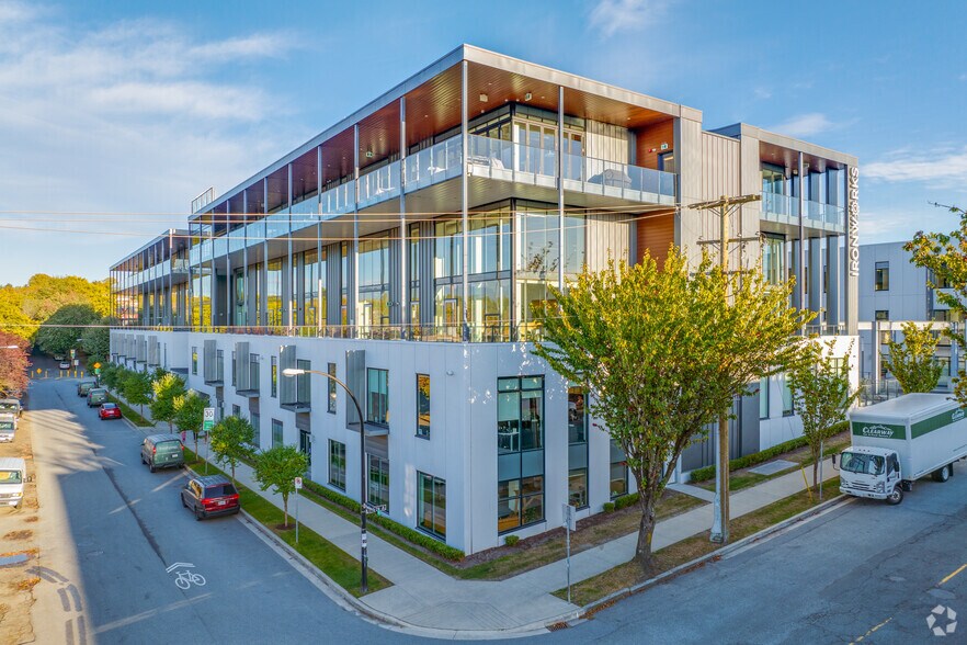More Photos Of 1900-1990 Pandora St, Vancouver Office For Sale