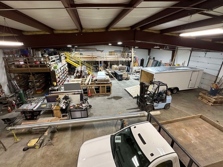 More Photos Of 3335 35th Ave S, Fargo Flex For Sale