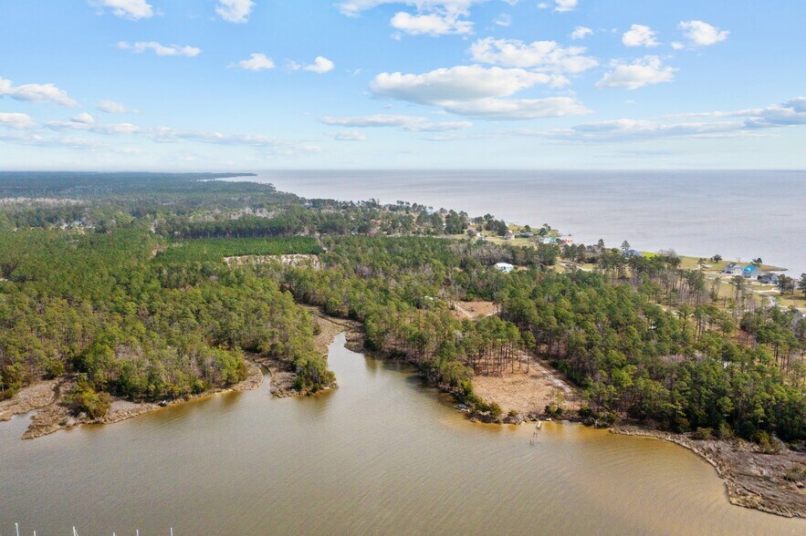 More Photos Of 604 Shorey Dr, Oriental Land For Sale