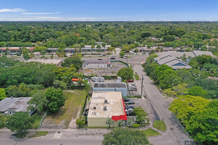 More Photos Of 3870-3890 SW 2nd Ct, Fort Lauderdale Freestanding For Sale