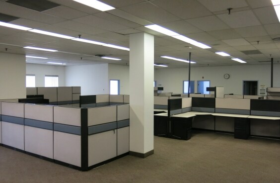 More Photos Of 7704 30th St SE, Calgary Warehouse For Lease