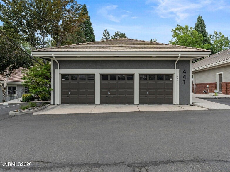 More Photos Of 441 W Plumb Ln, Reno Office For Sale