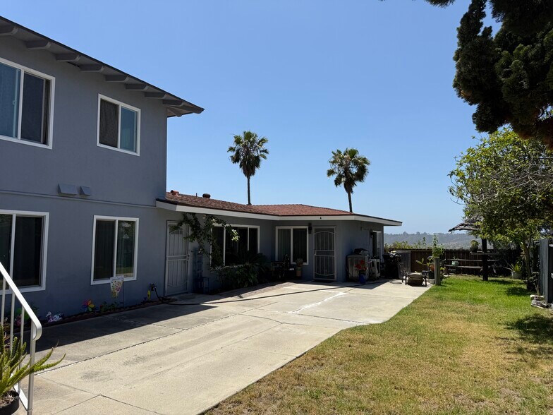 More Photos Of 332 S El Camino Real, Oceanside Apartments For Sale