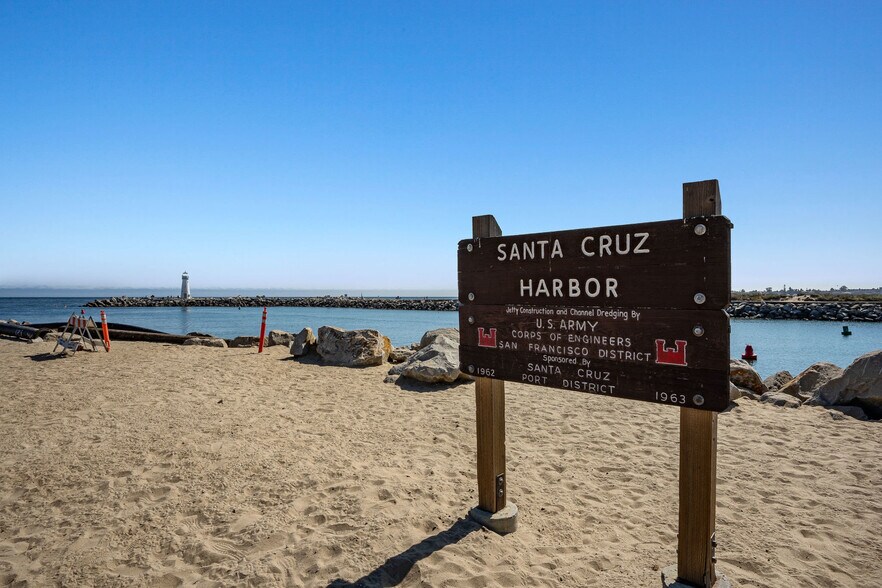 More Photos Of 1430 Merrill St, Santa Cruz Multifamily For Sale