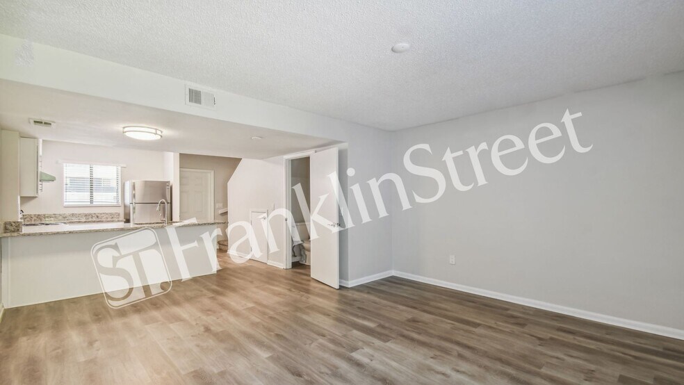 More Photos Of 150 E University Blvd, Melbourne Apartments For Sale