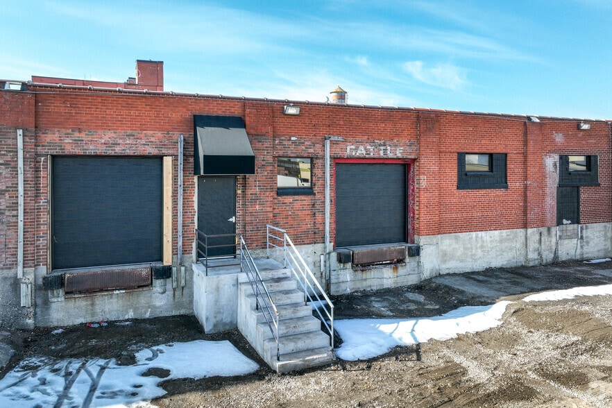More Photos Of 600-610 Montgomery St, Saint Paul Warehouse For Lease