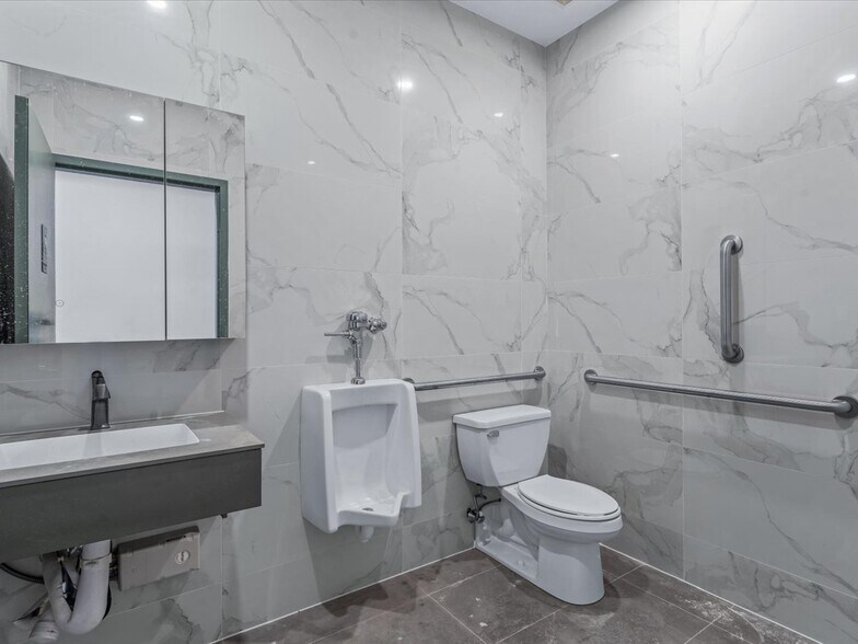 More Photos Of 36-21 Prince st, Flushing General Retail For Lease