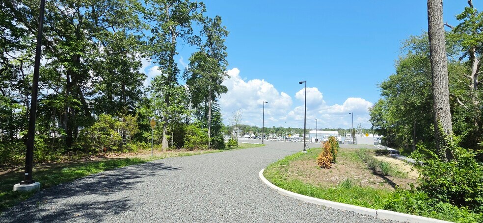 More Photos Of 41 Pennsylvania Ave, Waretown Marina For Sale