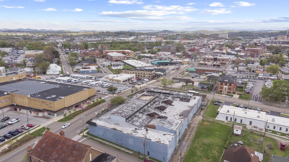 More Photos Of 1013 N Central St, Knoxville Warehouse For Sale