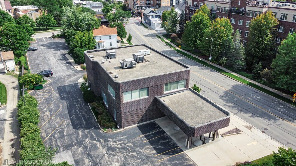 More Photos Of 5330 Main St, Downers Grove Apartments For Sale