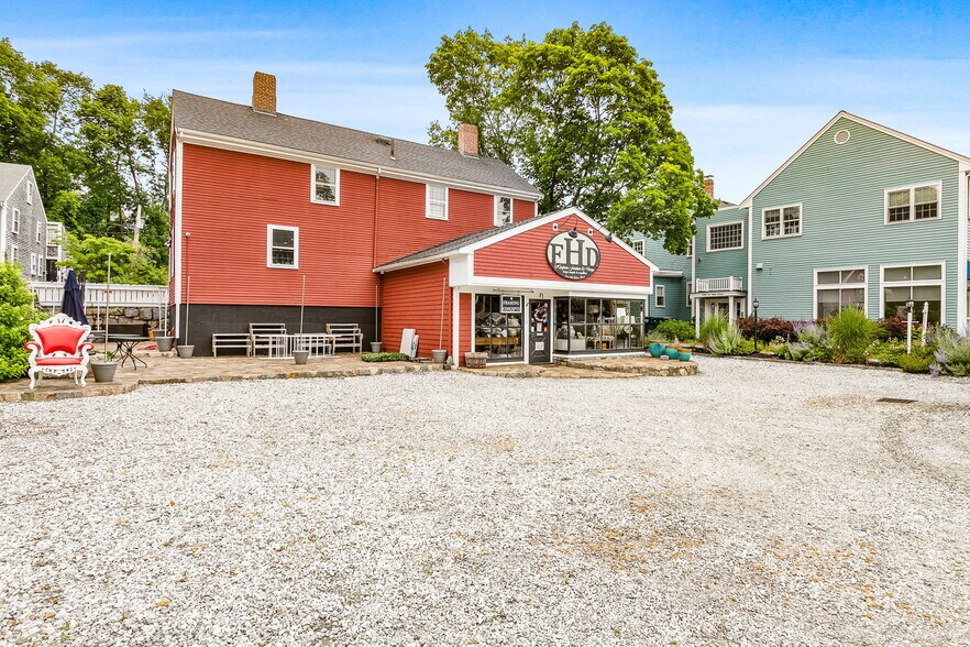 More Photos Of 44 North St, Hingham Storefront For Lease