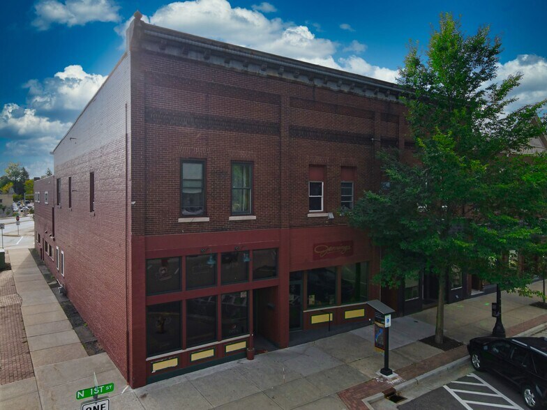 More Photos Of 180 1st St N, Wisconsin Rapids Storefront Retail Residential For Sale