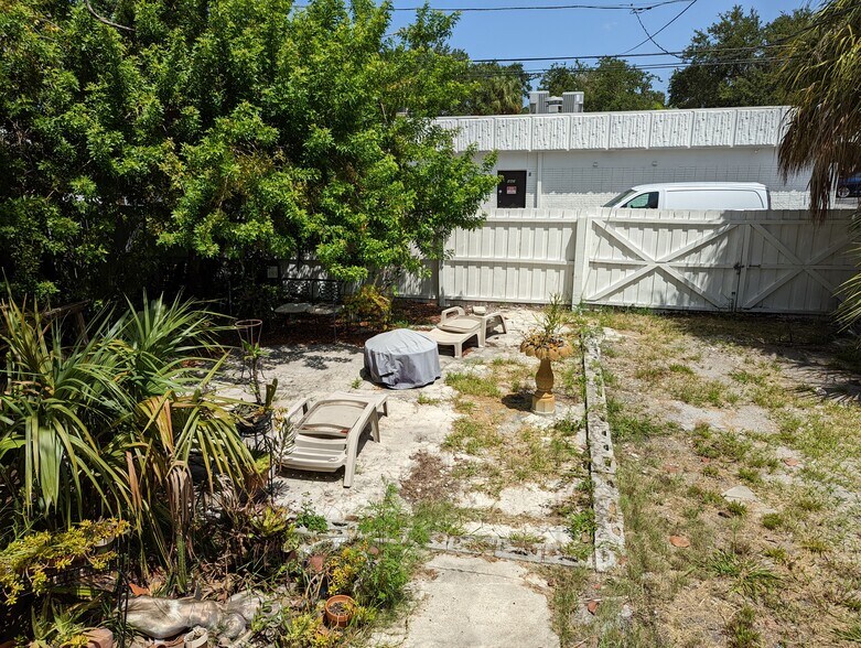 More Photos Of 2955 Central Ave, Saint Petersburg Restaurant For Sale
