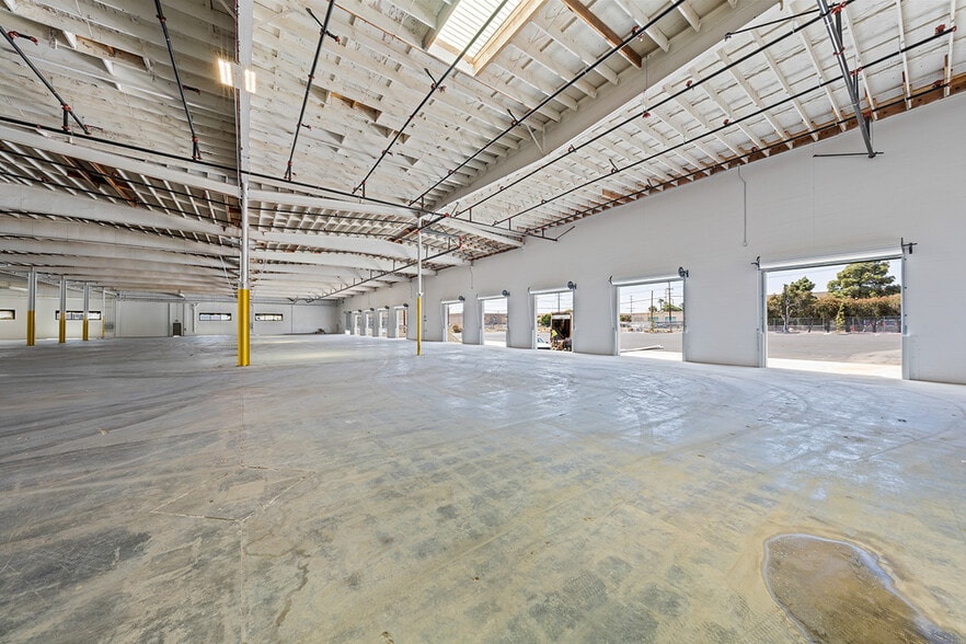 More Photos Of 795 H St, Chula Vista Distribution For Lease
