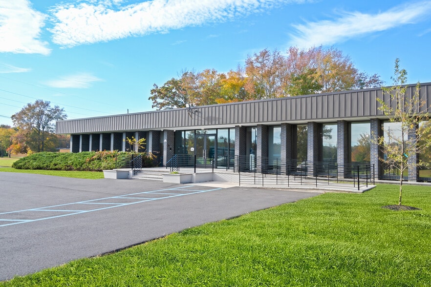 More Photos Of 200-230 Central Ave, Farmingdale Loft Creative Space For Sale
