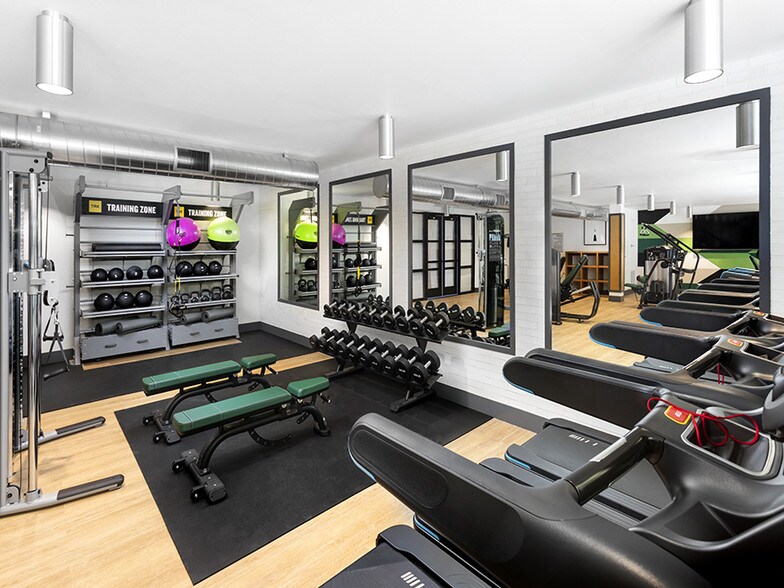 More Photos Of 7403 La Tijera Blvd, Los Angeles Apartments For Lease