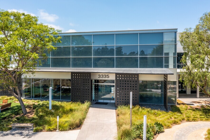 More Photos Of 3337 Susan St, Costa Mesa Unknown For Lease