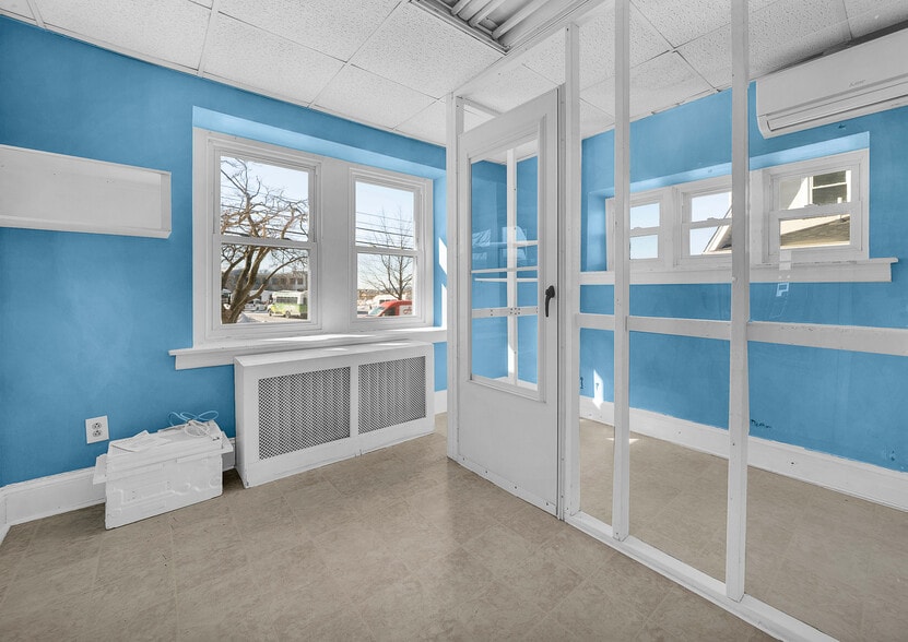 More Photos Of 317 W Johnson Hwy, Norristown Office Residential For Sale