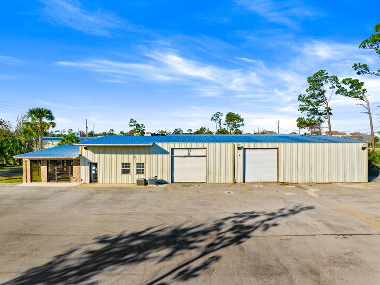 More Photos Of 1117 Saint Andrews Blvd, Panama City Industrial For Sale