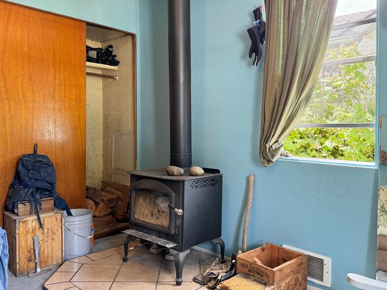 More Photos Of 16672 Frontier st, Clallam Bay Specialty For Sale