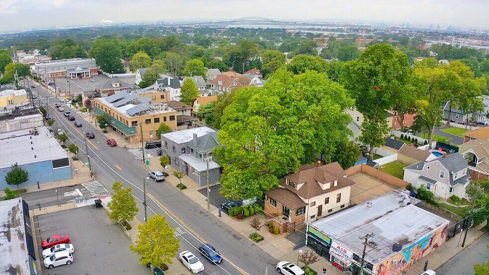 More Photos Of 623 Forest Ave, Staten Island Office For Sale