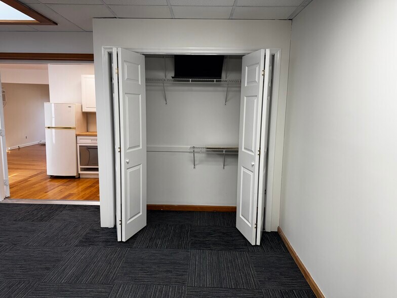 More Photos Of 2138 Wantagh Ave, Wantagh Office For Lease