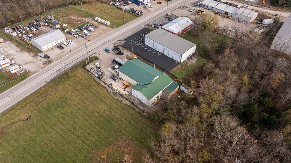 More Photos Of 321 Reynolds Rd, Glasgow Warehouse For Sale