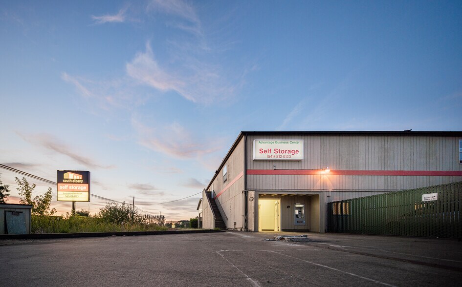 More Photos Of 33845 E 99 Hwy, Tangent Self Storage For Sale