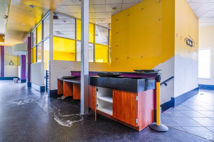 More Photos Of 22 US Highway 6, Port Jervis General Retail For Lease