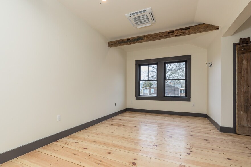 More Photos Of 22 Pioneer Rd, Rye Office Residential For Sale