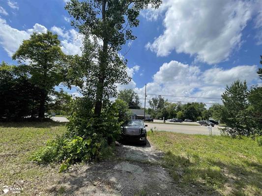 More Photos Of 3353 S Center Rd, Burton Land For Sale
