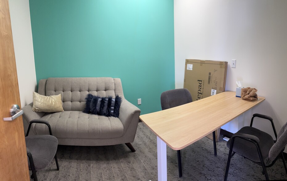 More Photos Of 3530-3560 S Main St, Salt Lake City Showroom For Lease