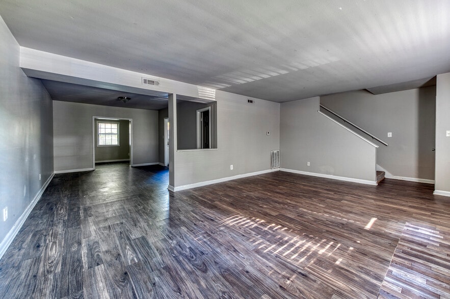 More Photos Of , Macon-Bibb Multifamily For Sale