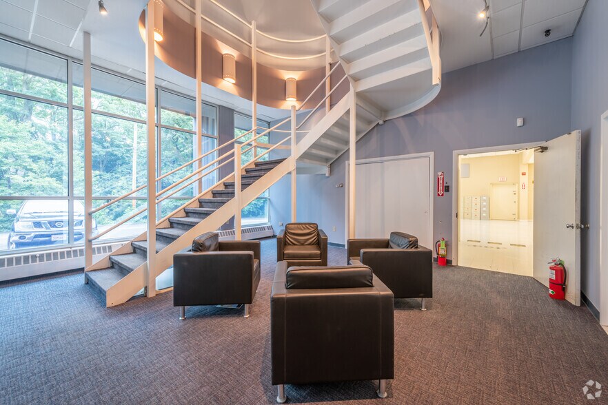 More Photos Of 100 Summit St, Peabody Office For Sale