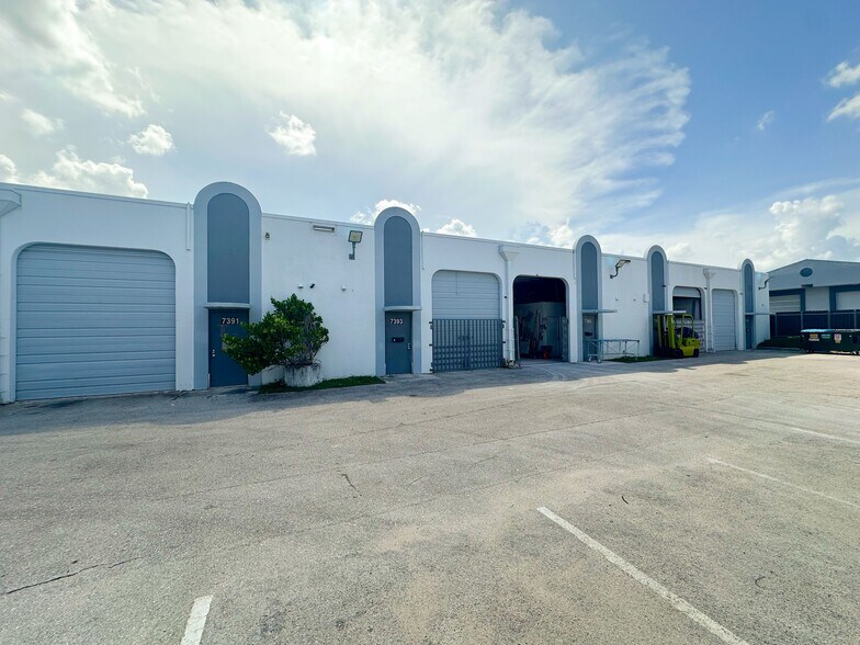 More Photos Of 7325-7399 NW 54th St, Miami Unknown For Lease