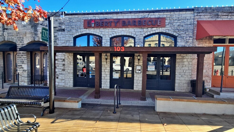 More Photos Of 103 E Main Ave, Round Rock Storefront For Lease