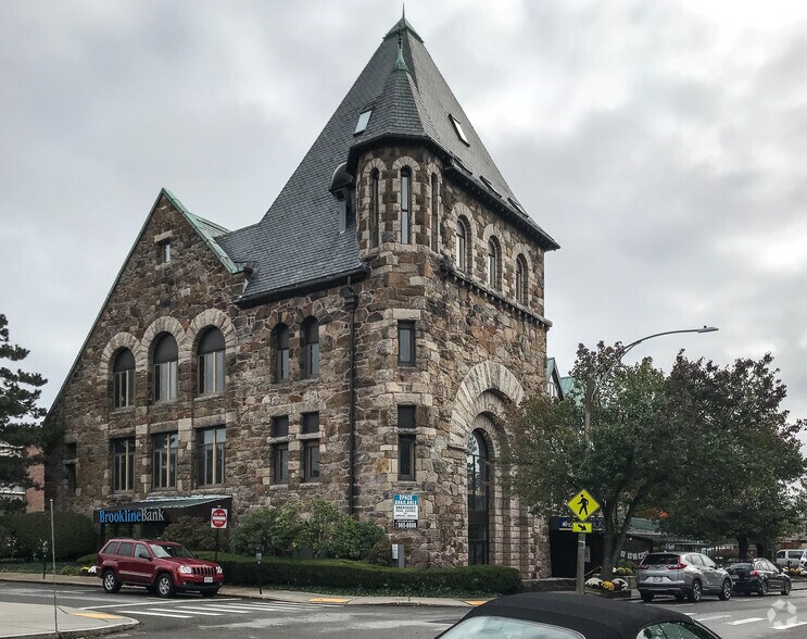 More Photos Of 10 Langley Rd, Newton Office For Sale