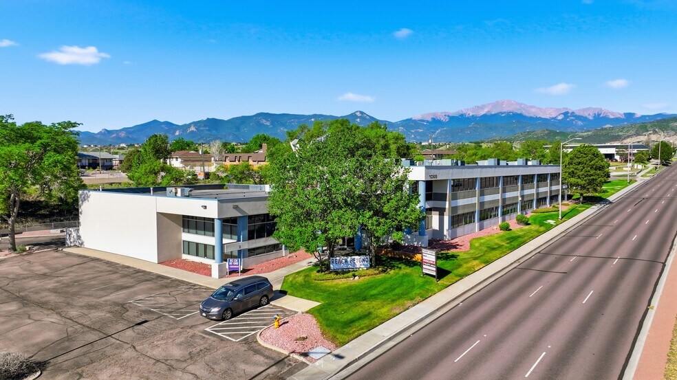 More Photos Of 1065 W Garden Of The Gods Rd, Colorado Springs Office For Lease