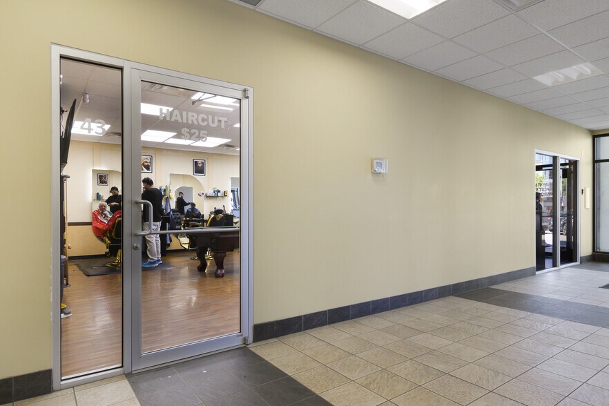 More Photos Of 195 Highway 33 W, Kelowna General Retail For Sale